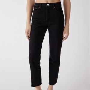 RE/DONE HIGH-RISE BLACK STOVE PIPE JEANS
